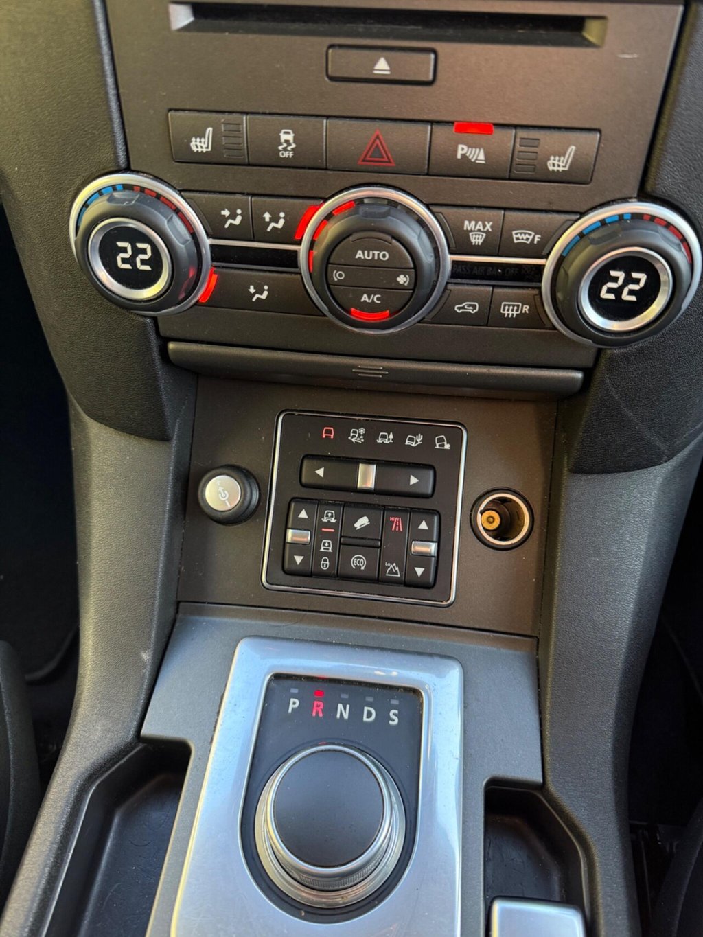 Used Land Rover Discovery 2015 for sale - 77161609: Photo 22