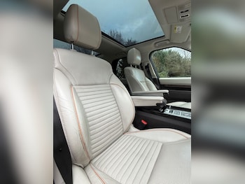 Used Land Rover Discovery 2017 for sale - 76848325: Photo