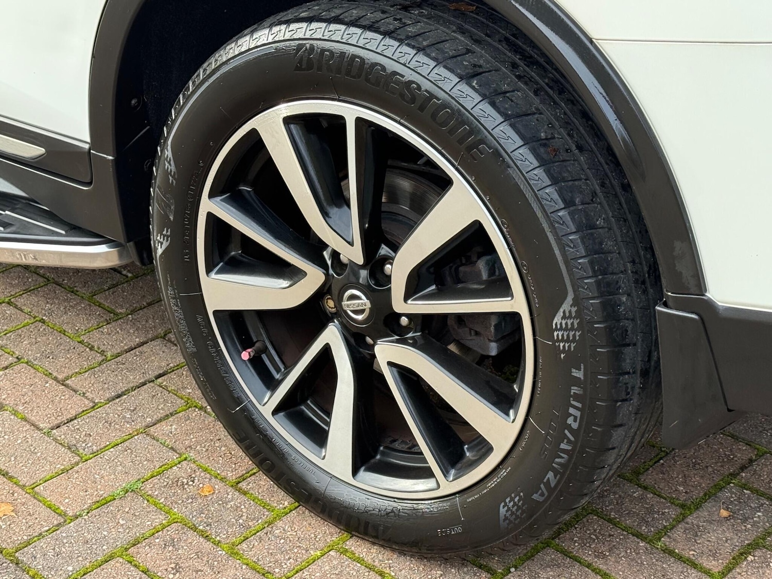 Used Nissan X-Trail 2017 for sale - 76701960: Photo 32