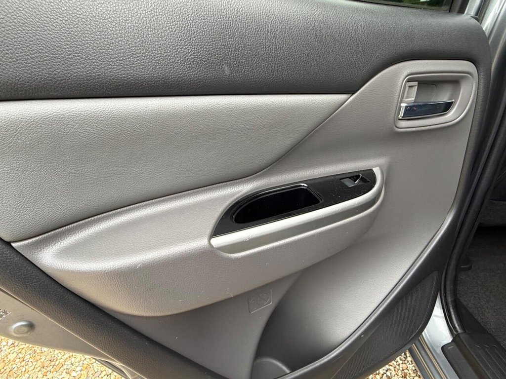 Used Mitsubishi L200 2015 for sale - 78206567: Photo 24