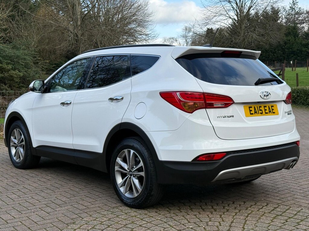 Used Hyundai Santa Fe 2015 for sale - 77667579: Photo 10
