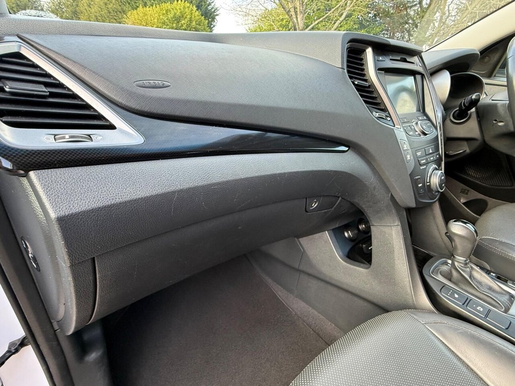 Used Hyundai Santa Fe 2015 for sale - 77667579: Photo 22