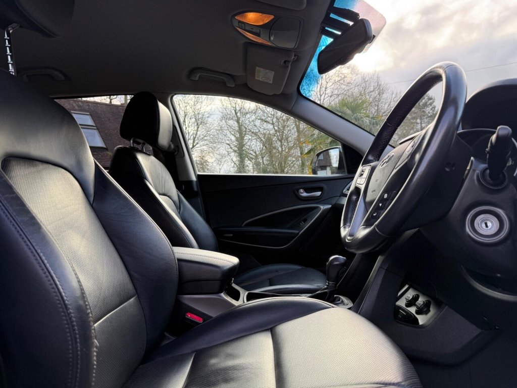 Used Hyundai Santa Fe 2015 for sale - 77667579: Photo 23