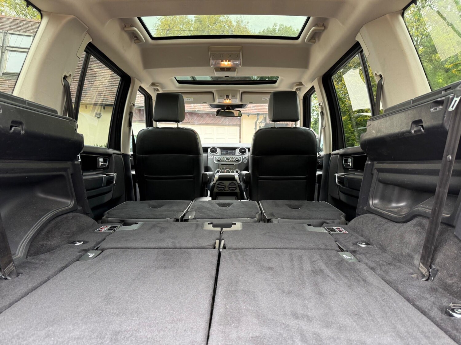 Used Land Rover Discovery 4 2016 for sale - 76314676: Photo 18
