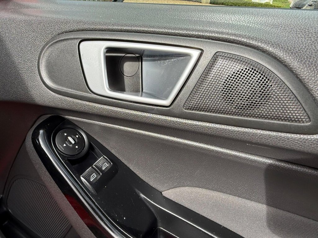 Used Ford Fiesta 2013 for sale - 78069235: Photo 26