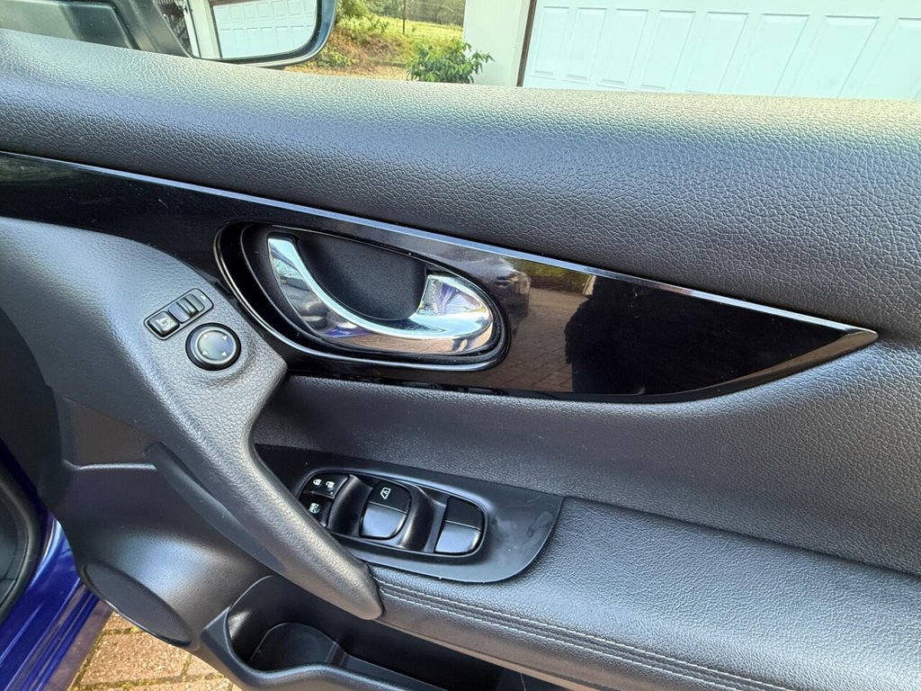 Used Nissan Qashqai 2017 for sale - 77014530: Photo 20