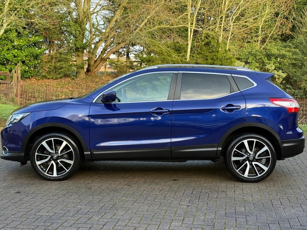 Used Nissan Qashqai 2017 for sale - 77014530: Photo 5