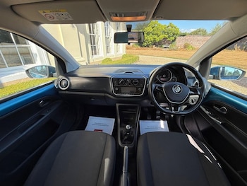 Used Volkswagen up! 2017 for sale - 79607938: Photo