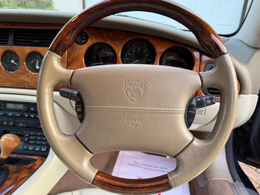 Used Jaguar XF 2003 for sale - 76791497: Photo 15