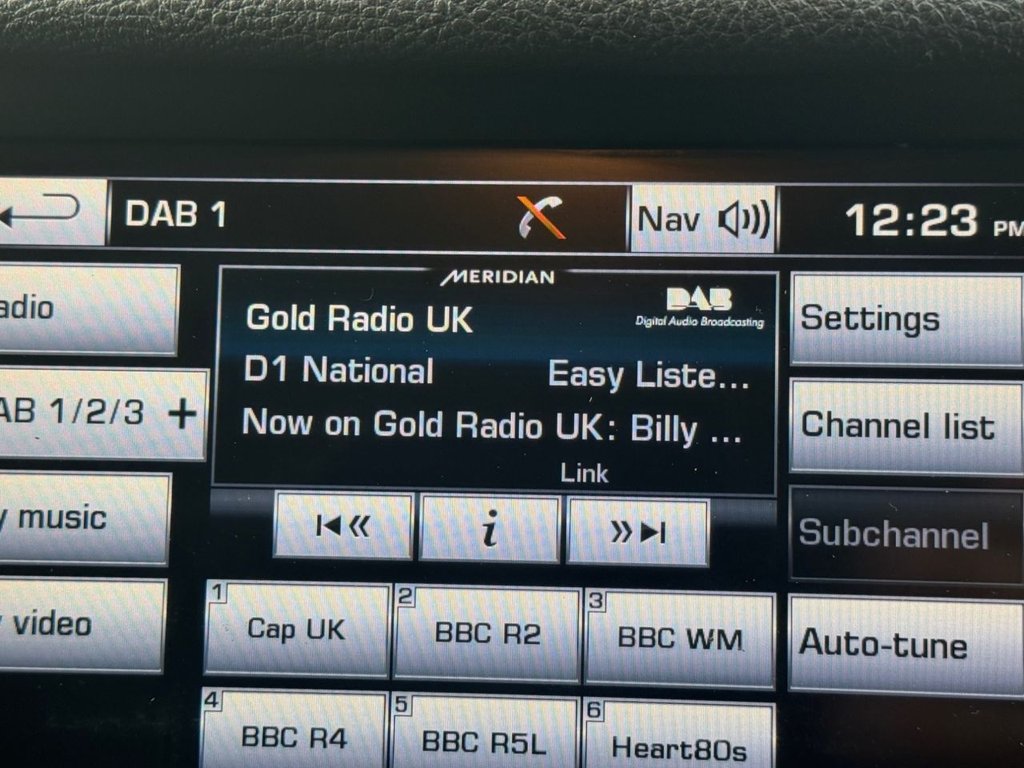 Used Land Rover Discovery 4 2015 for sale - 76797779: Photo 12