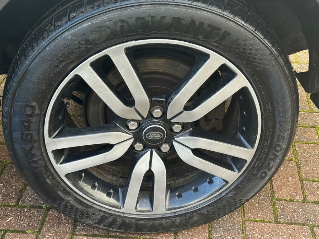 Used Land Rover Discovery 4 2015 for sale - 76797779: Photo 16