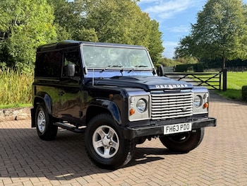 Land Rover - Defender 90