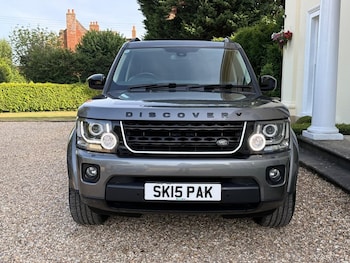 Used Land Rover Discovery 4 2015 for sale - 79305642: Photo