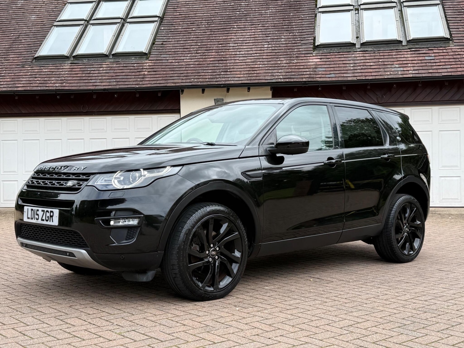 Used Land Rover Discovery Sport 2015 for sale - 76282693: Photo 10