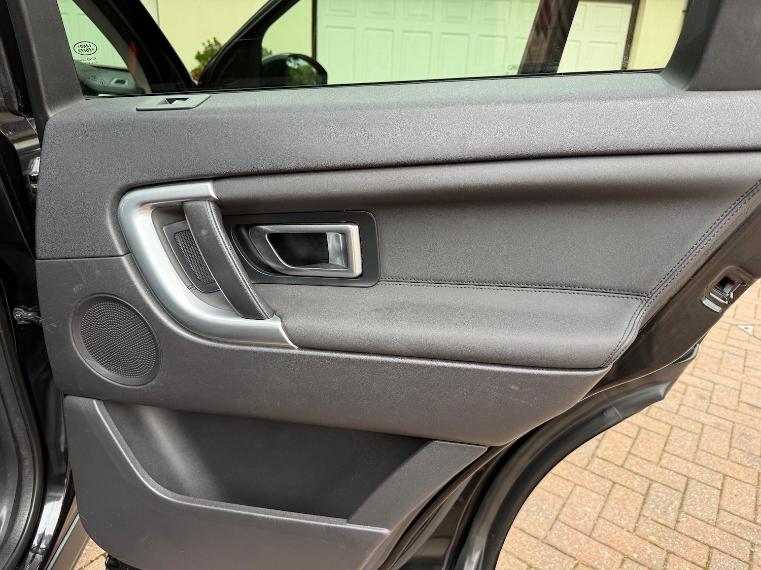 Used Land Rover Discovery Sport 2015 for sale - 76282693: Photo 25