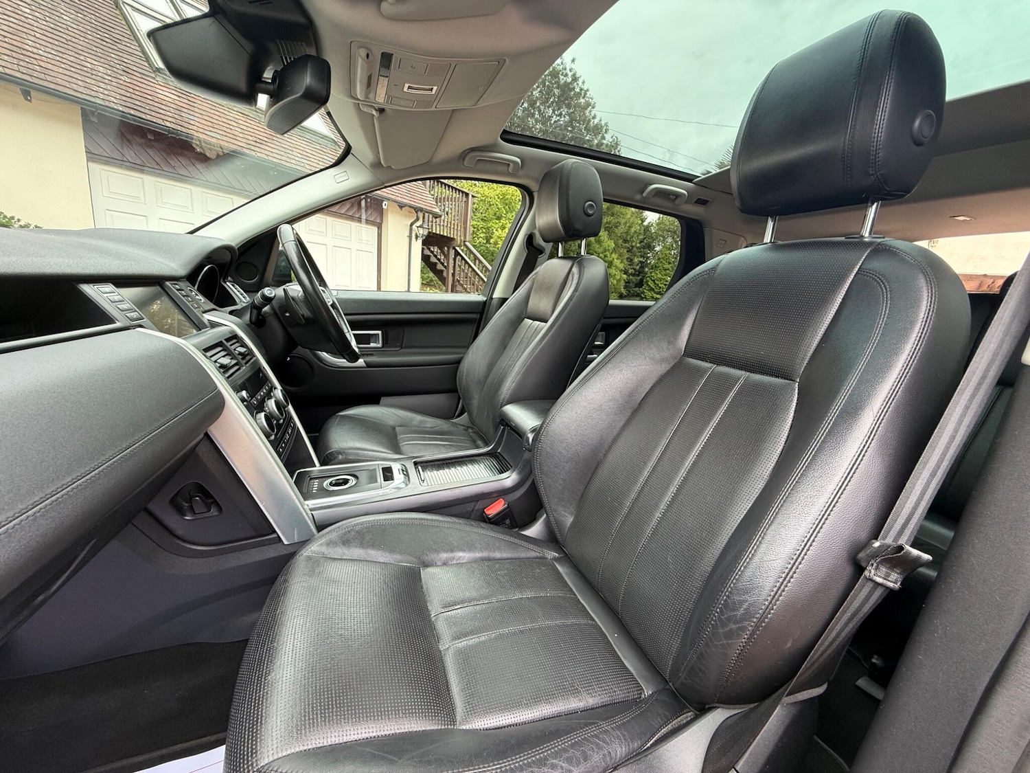 Used Land Rover Discovery Sport 2015 for sale - 76282693: Photo 30