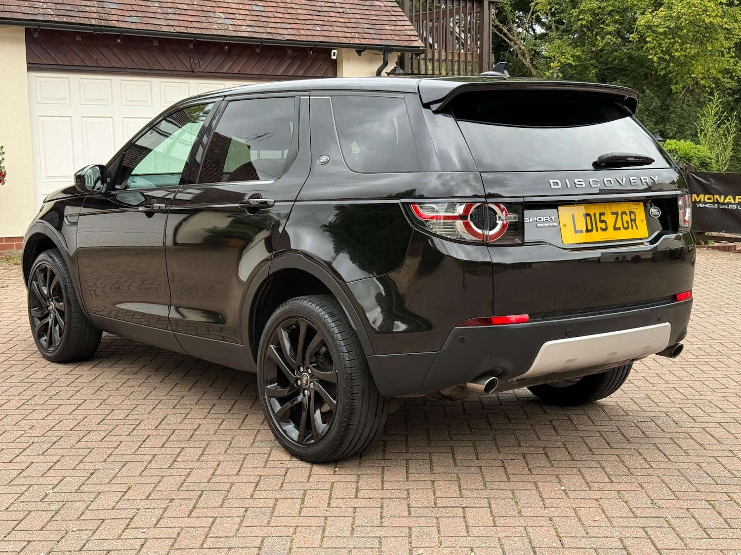Used Land Rover Discovery Sport 2015 for sale - 76282693: Photo 7