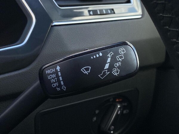 Used Volkswagen Tiguan 2023 for sale - 76037230: Photo 28