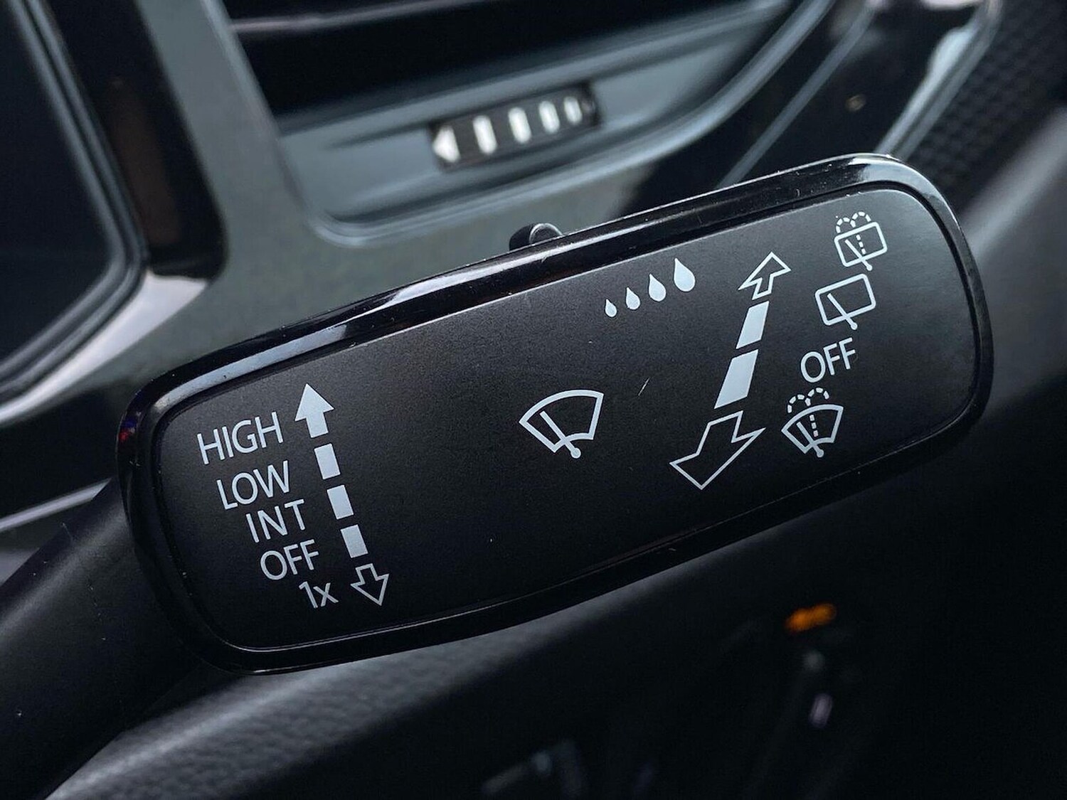 Used Volkswagen Polo 2024 for sale - 77759336: Photo 12