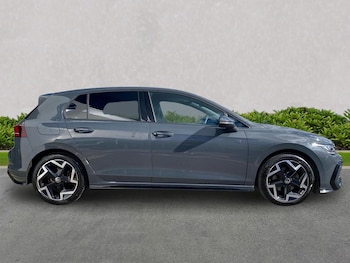 Used Volkswagen Golf 2025 for sale - 78195519: Photo