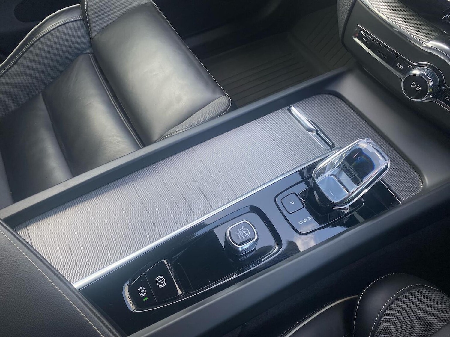 Used Volvo XC60 2023 for sale - 78202073: Photo 12