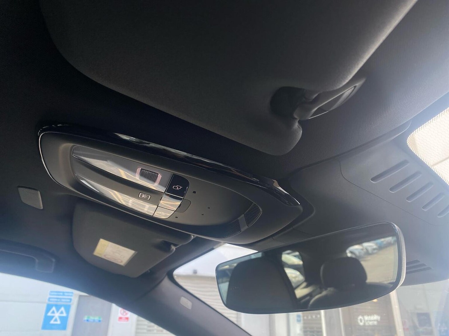 Used Volvo XC60 2023 for sale - 78202073: Photo 13