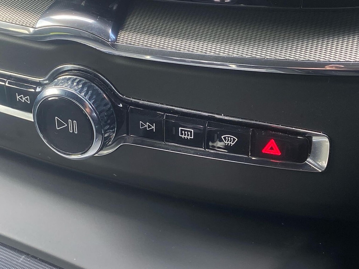 Used Volvo XC60 2023 for sale - 78202073: Photo 21