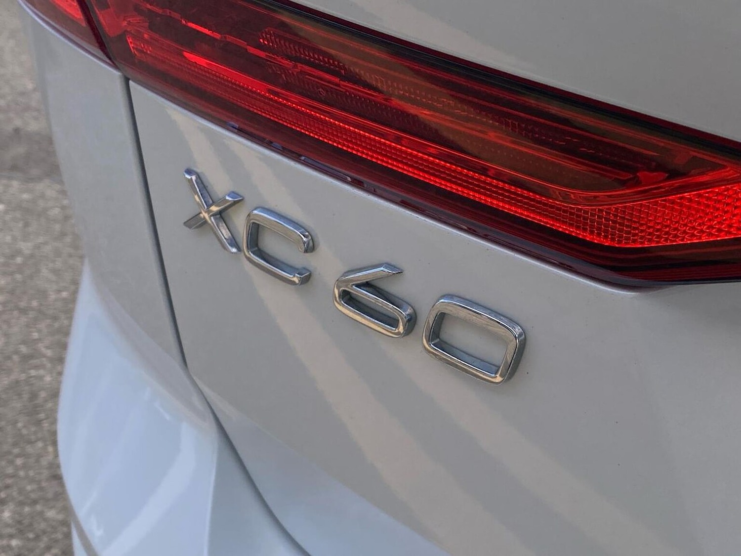 Used Volvo XC60 2023 for sale - 78202073: Photo 36