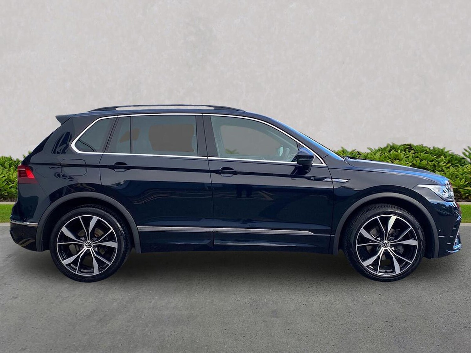 Used Volkswagen Tiguan 2022 for sale - 76299398: Photo 3