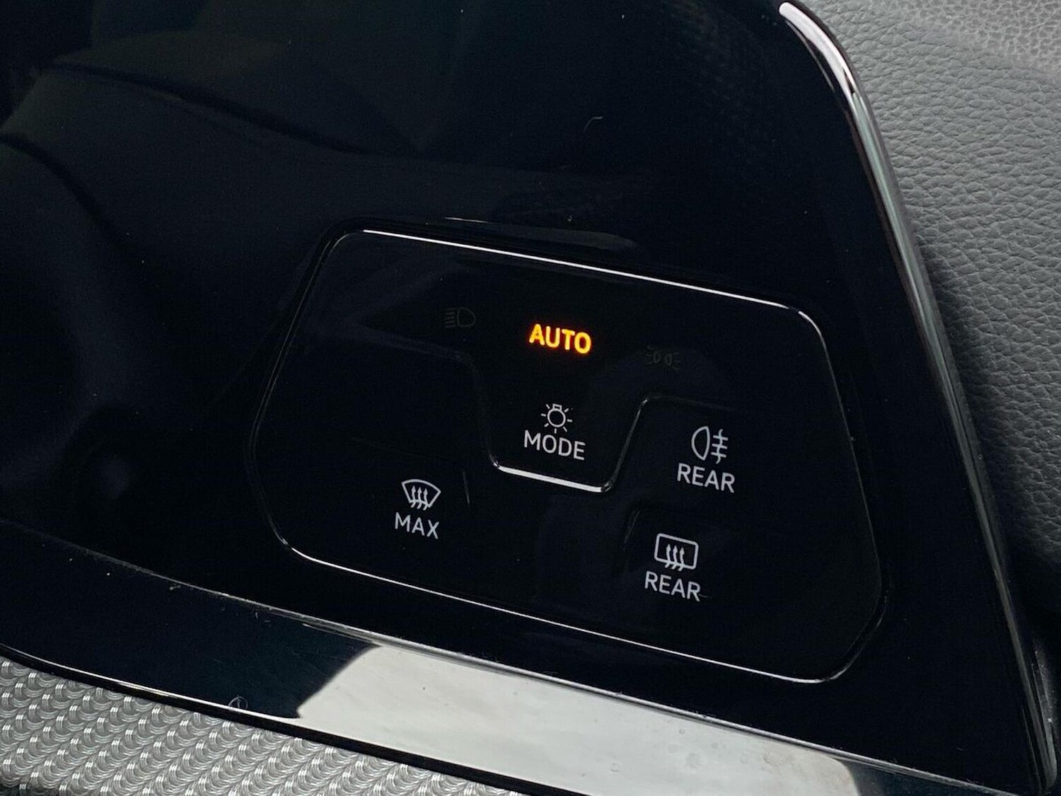 Used Volkswagen Golf 2021 for sale - 77487701: Photo 22