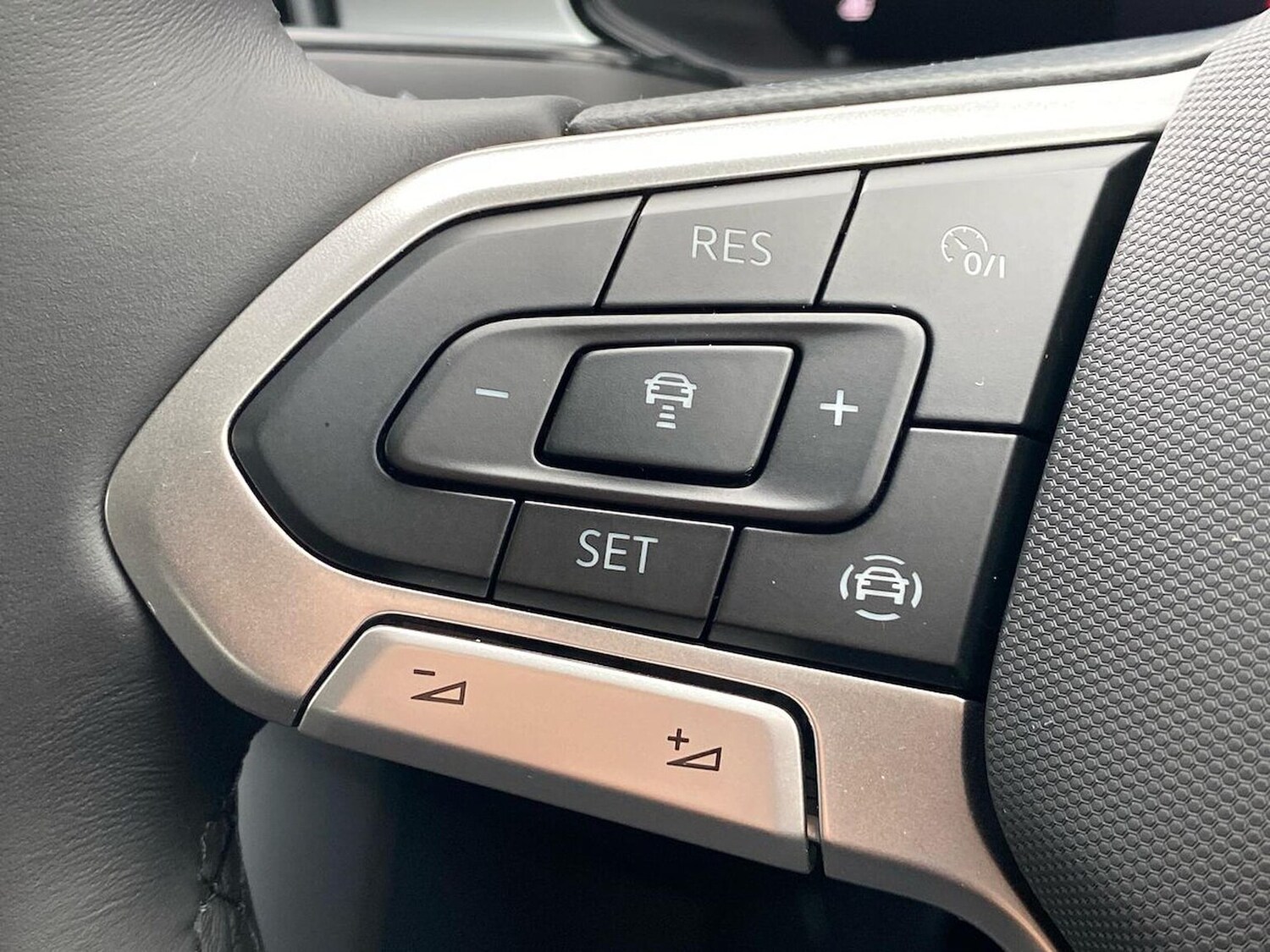 Used Volkswagen T-Roc 2026 for sale - 78195747: Photo 27