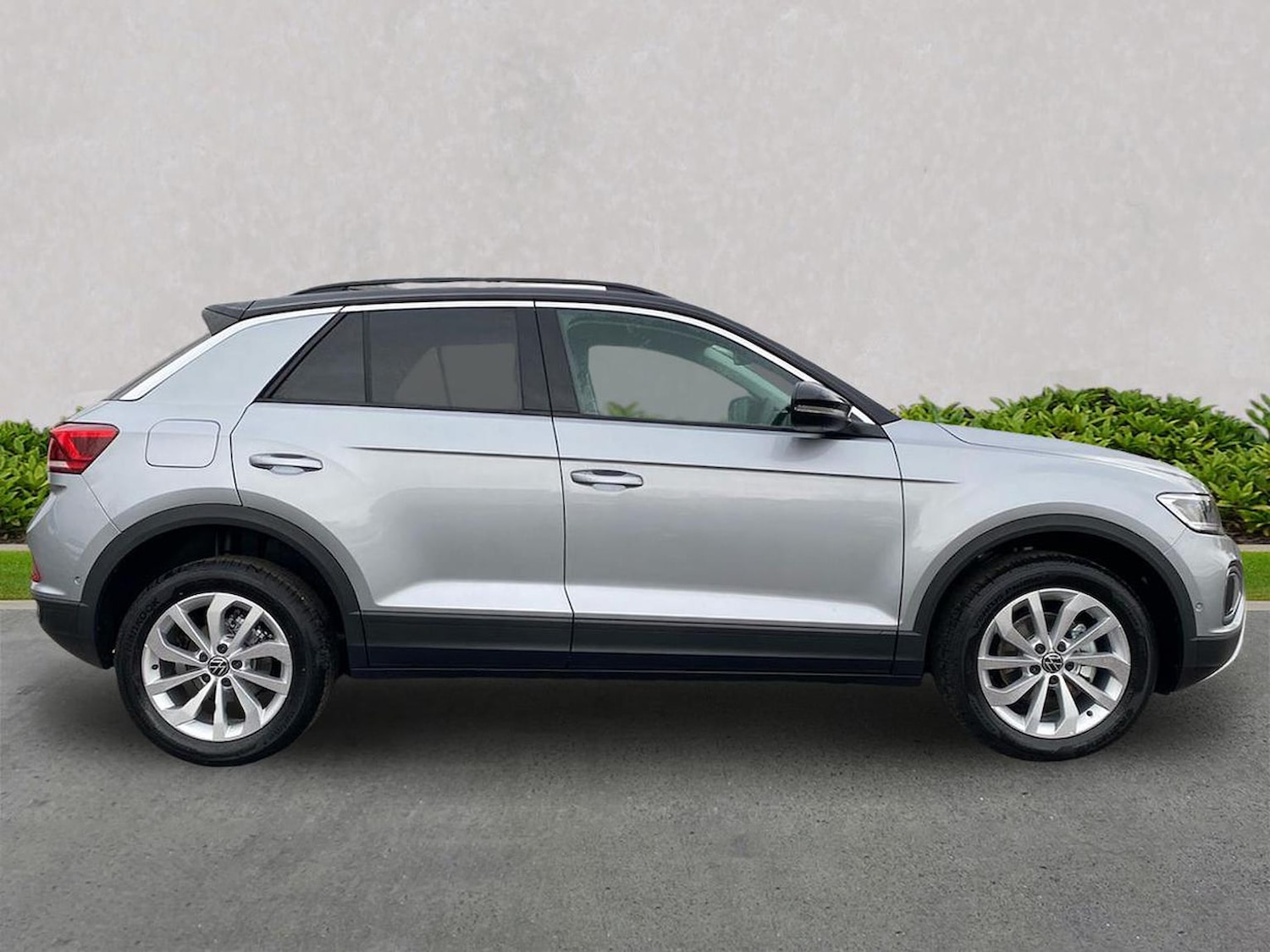 Used Volkswagen T-Roc 2026 for sale - 78195747: Photo 3