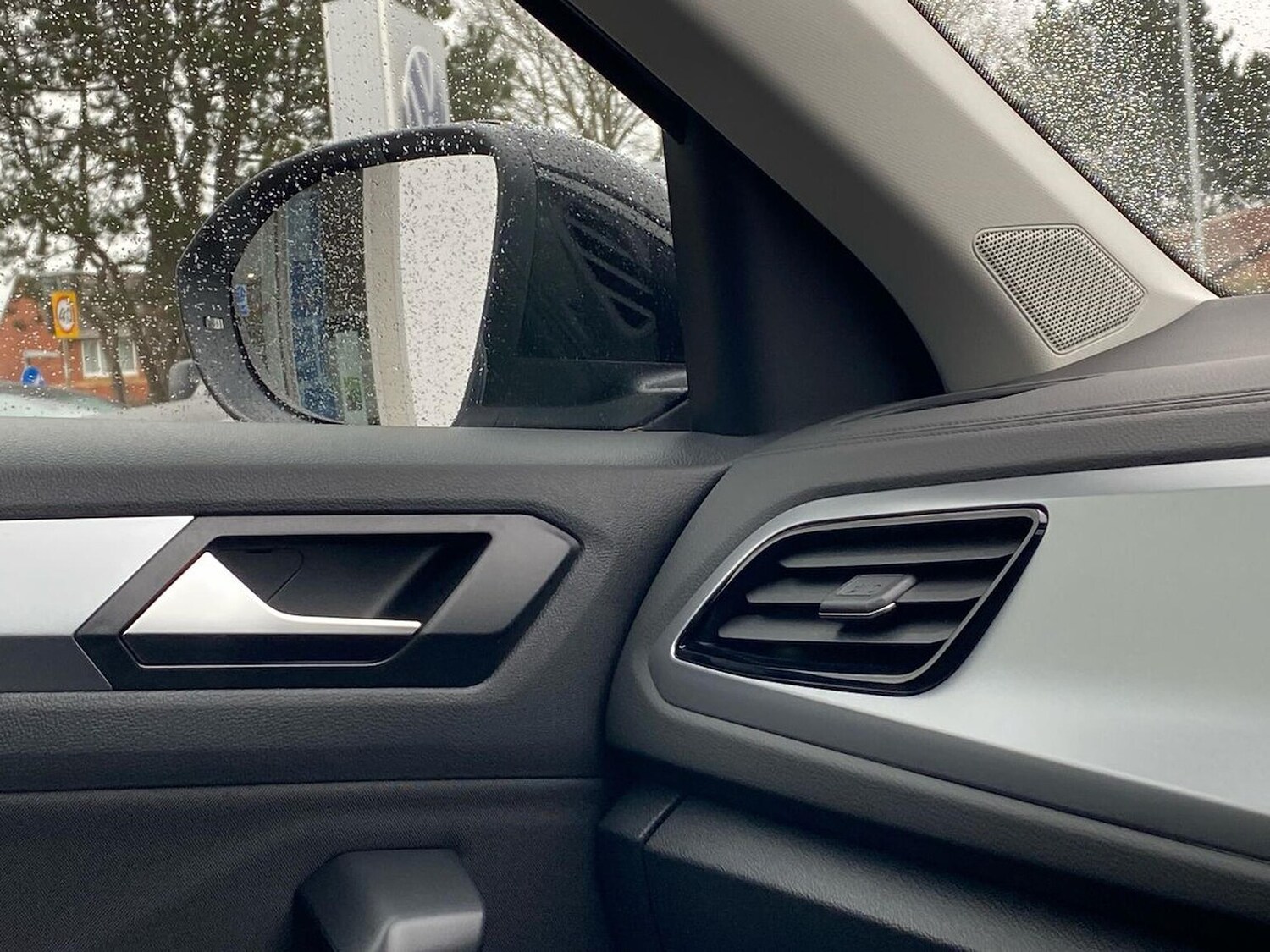 Used Volkswagen T-Roc 2026 for sale - 78195747: Photo 30