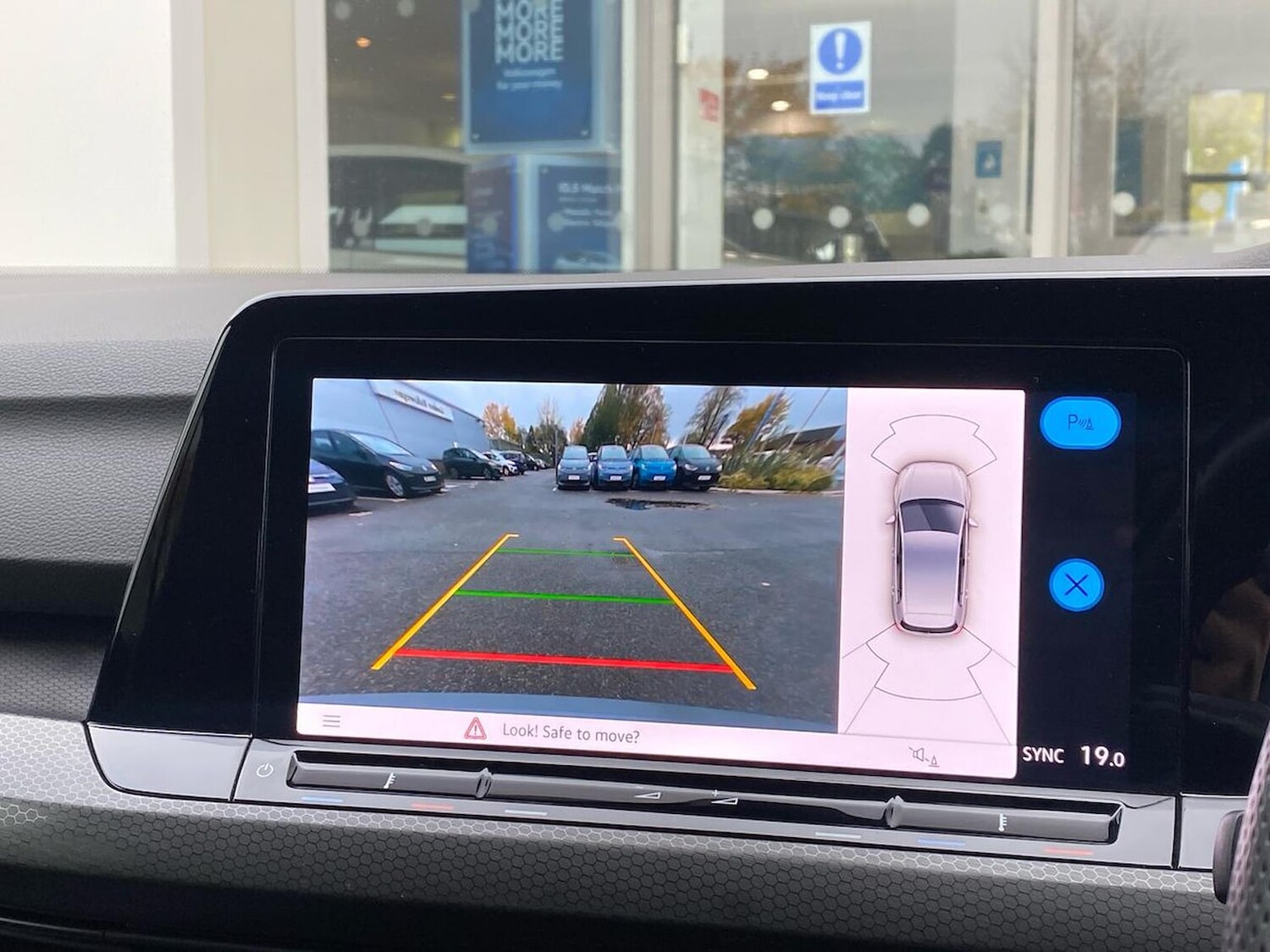 Used Volkswagen Golf 2022 for sale - 76422371: Photo 23