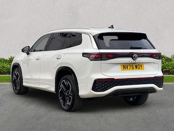 Used Volkswagen Touran 2026 for sale - 77888630: Photo