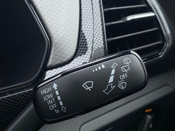 Used Volkswagen T-Cross 2025 for sale - 76159523: Photo 28
