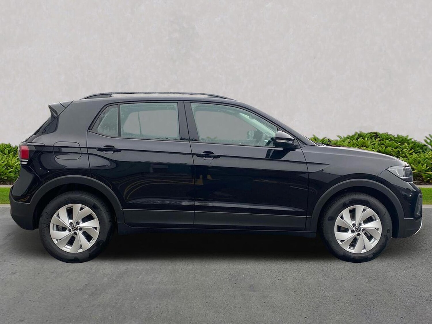 Used Volkswagen T-Cross 2025 for sale - 76159523: Photo 3