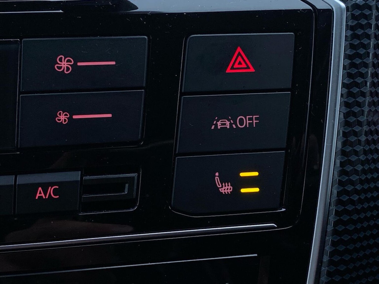 Used Volkswagen up! 2022 for sale - 77901654: Photo 29