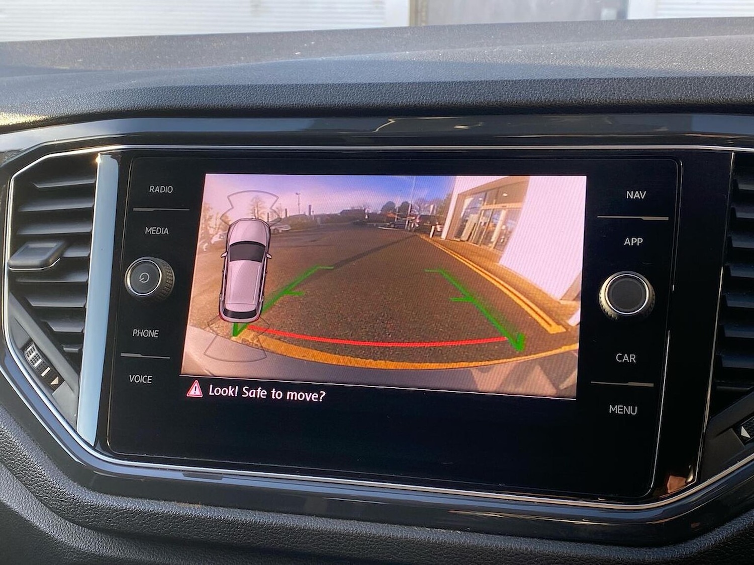 Used Volkswagen T-Roc 2018 for sale - 76931623: Photo 21