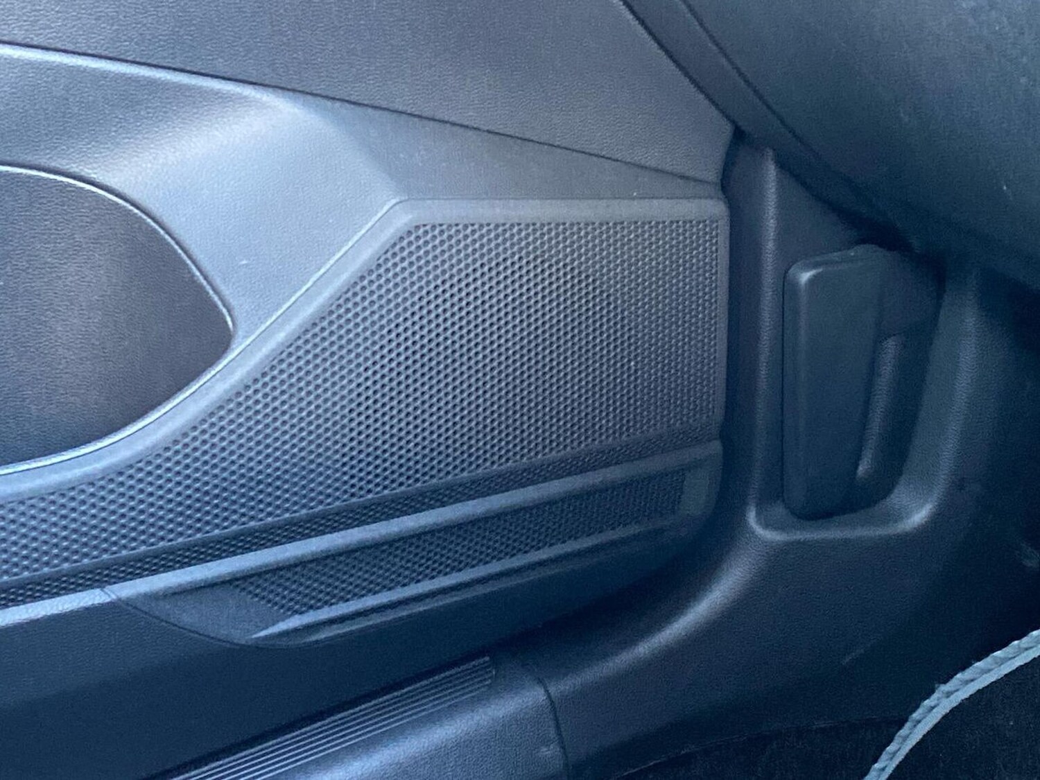 Used Volkswagen T-Cross 2022 for sale - 77487652: Photo 30