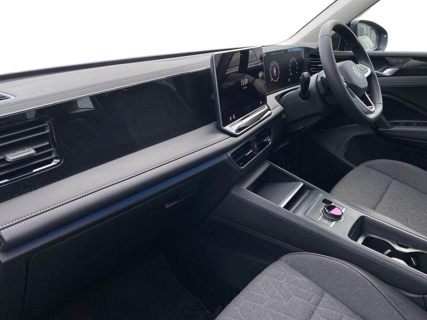 Used Volkswagen Tiguan 2025 for sale - 77896309: Photo 5