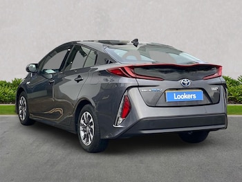 Used Toyota Prius 2018 for sale - 77759339: Photo