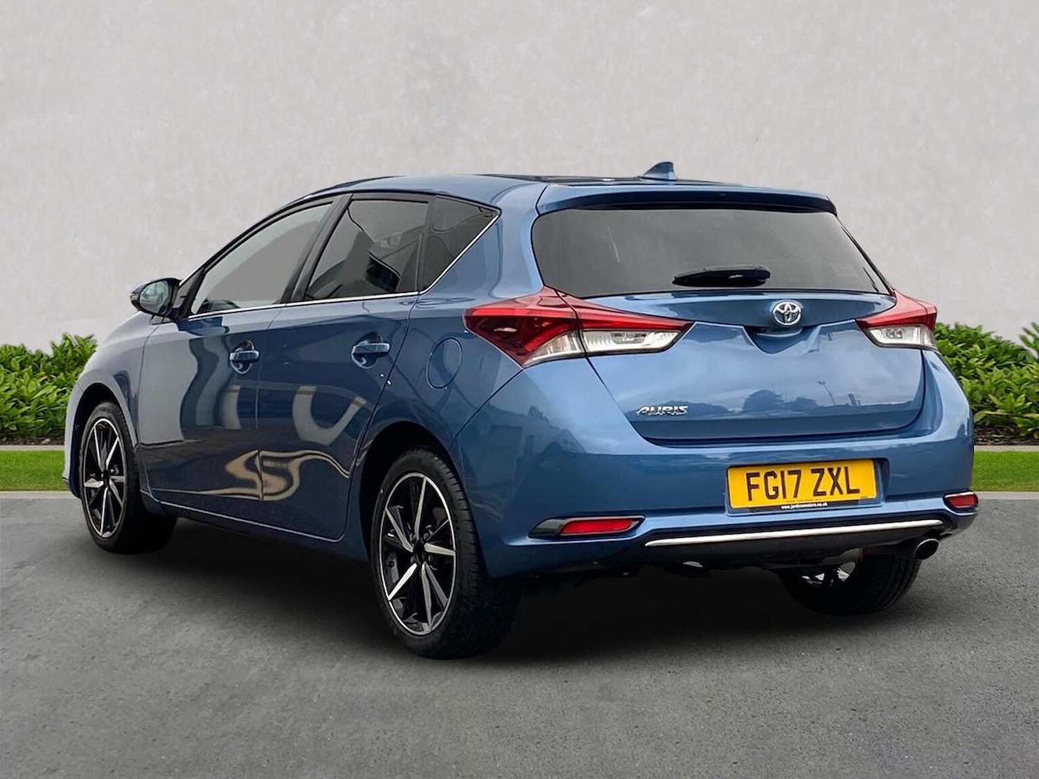 Used Toyota Auris 2017 for sale - 76134234: Photo 2