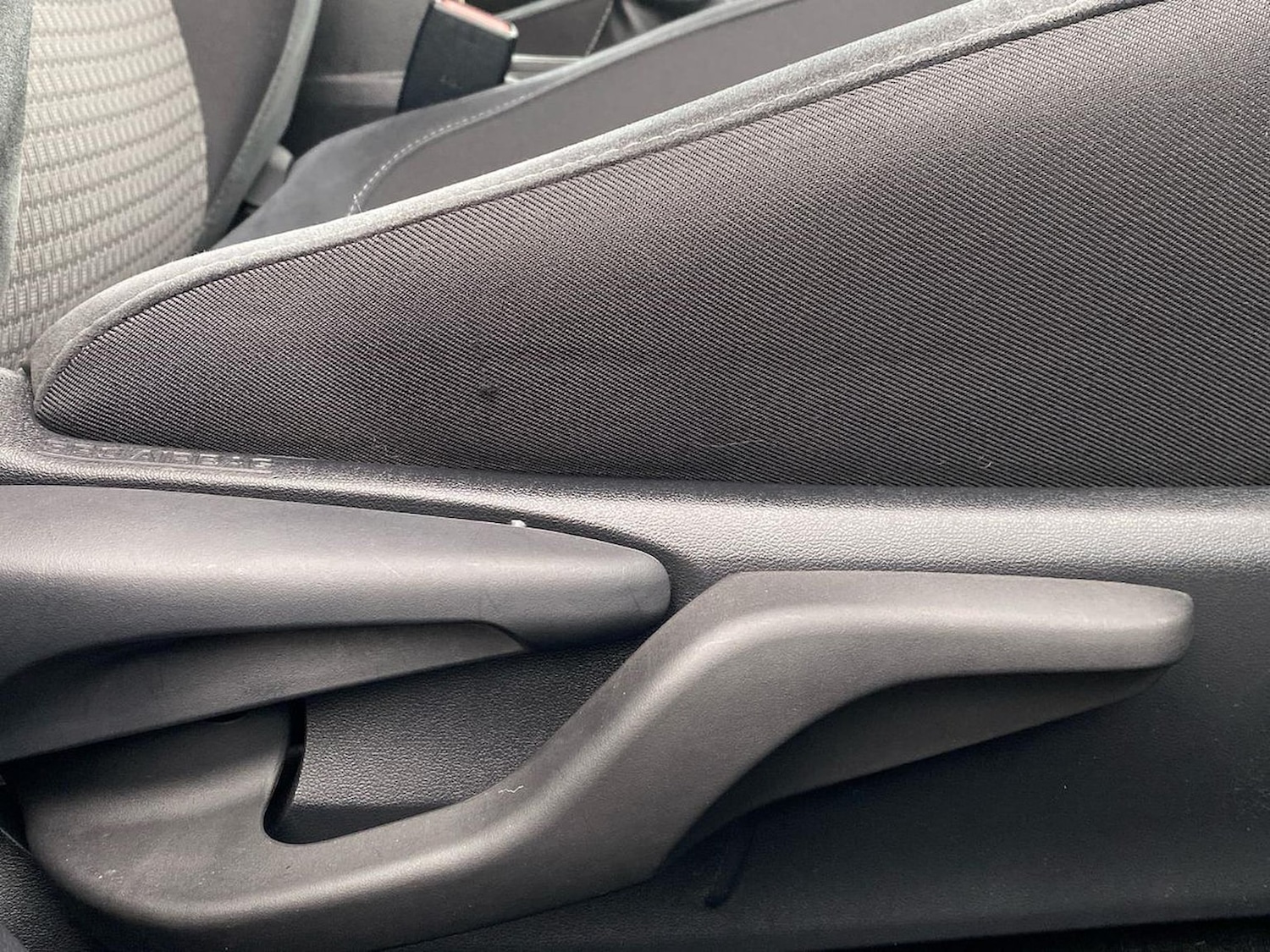 Used Toyota Auris 2017 for sale - 76134234: Photo 30