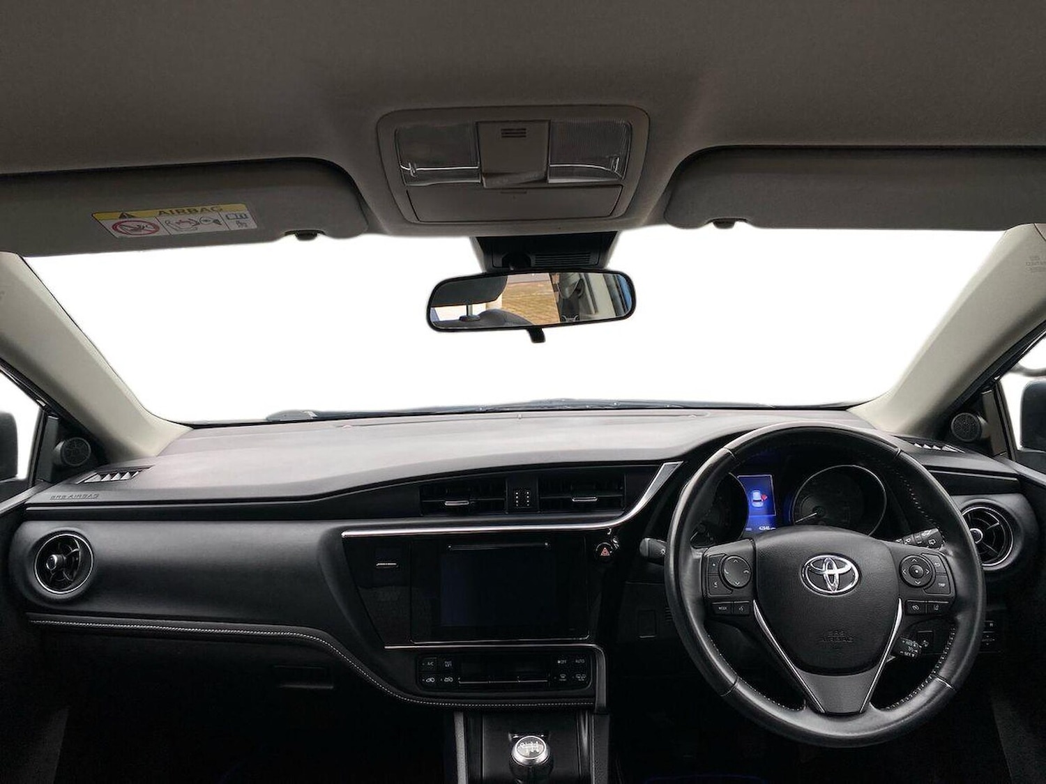 Used Toyota Auris 2017 for sale - 76134234: Photo 8