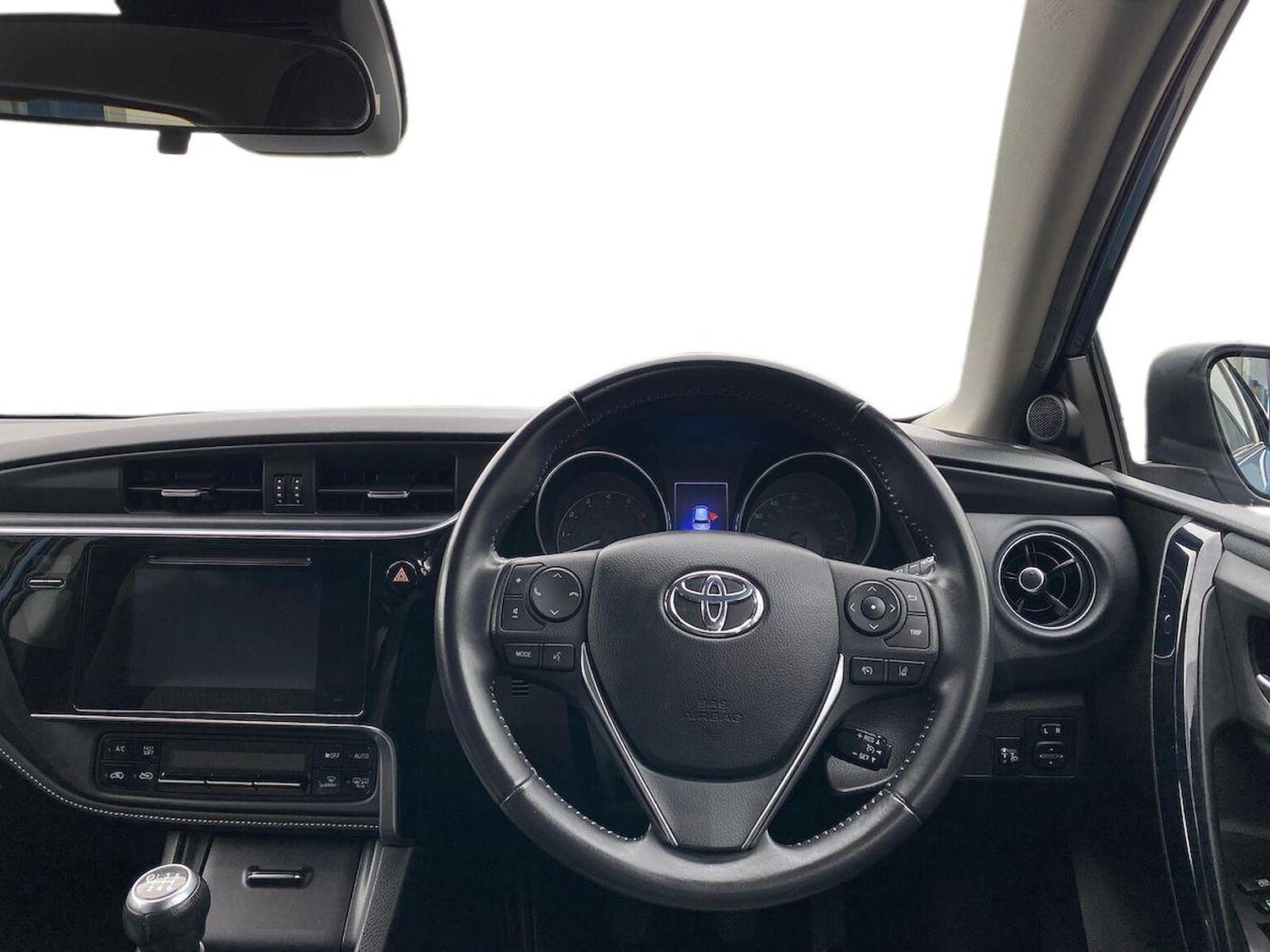 Used Toyota Auris 2017 for sale - 76134234: Photo 9