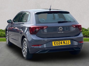 Used Volkswagen Polo 2024 for sale - 75557397: Photo