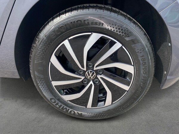 Used Volkswagen Polo 2024 for sale - 75557397: Photo 6