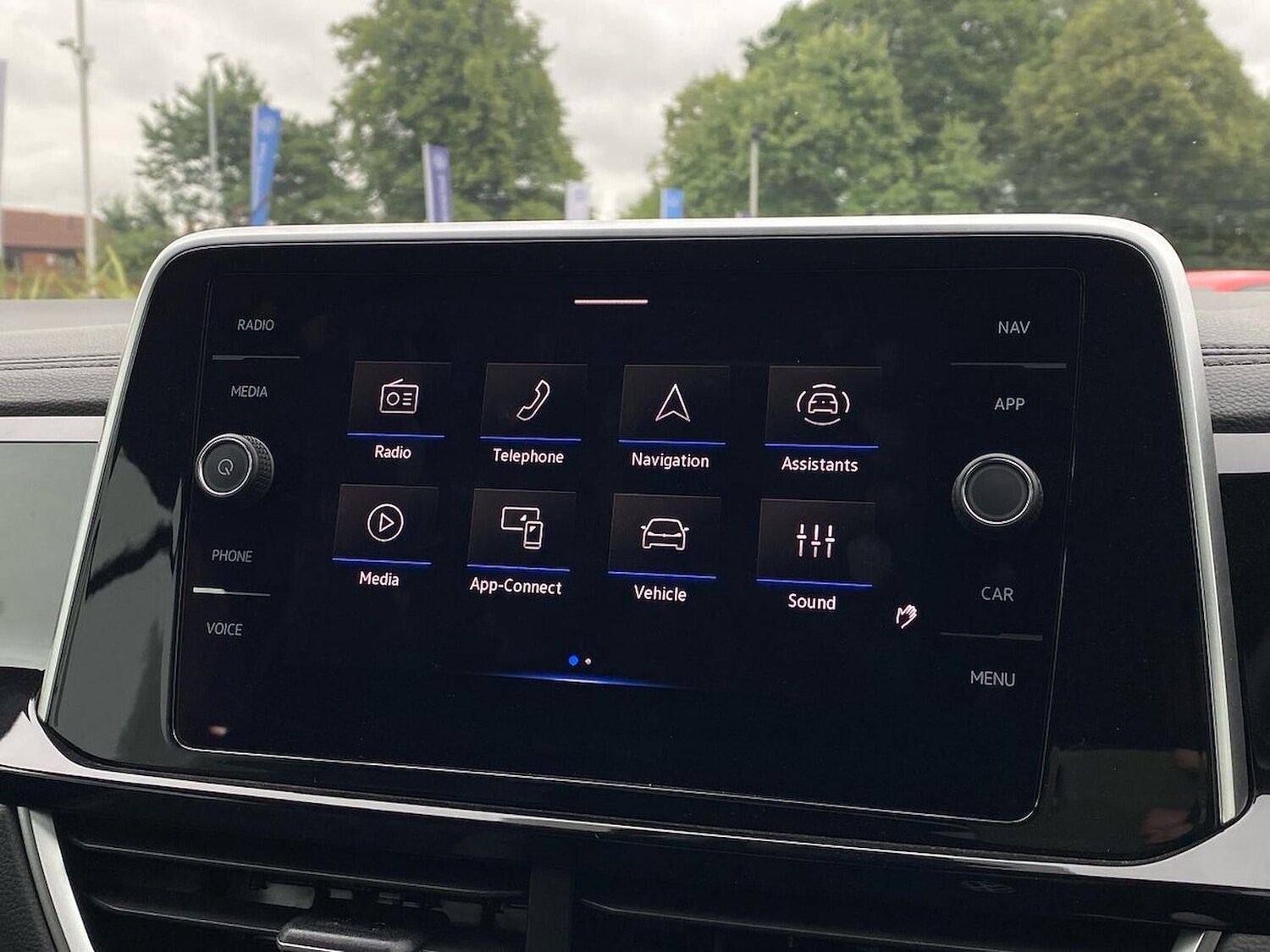 Used Volkswagen T-Roc 2025 for sale - 76134159: Photo 11