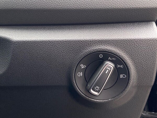 Used Volkswagen T-Roc 2025 for sale - 76134159: Photo 22